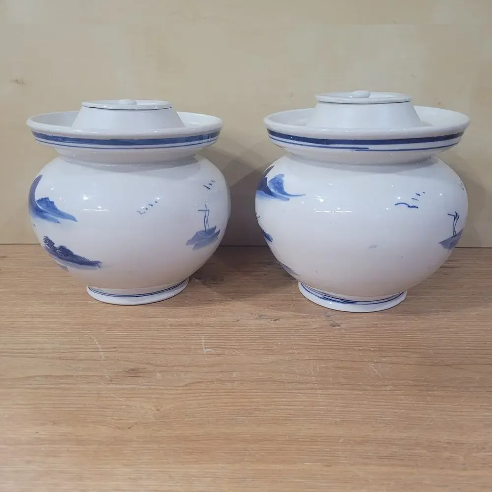 2 Vtg Chinese Blue White Dragon Chinoiserie Jar Vase Peoples Republic of China